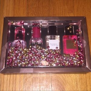 Victoria's Secret fragrance gift set